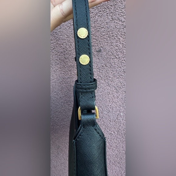 Tory Burch Emerson Shoulder Bag - Picture 12 of 12